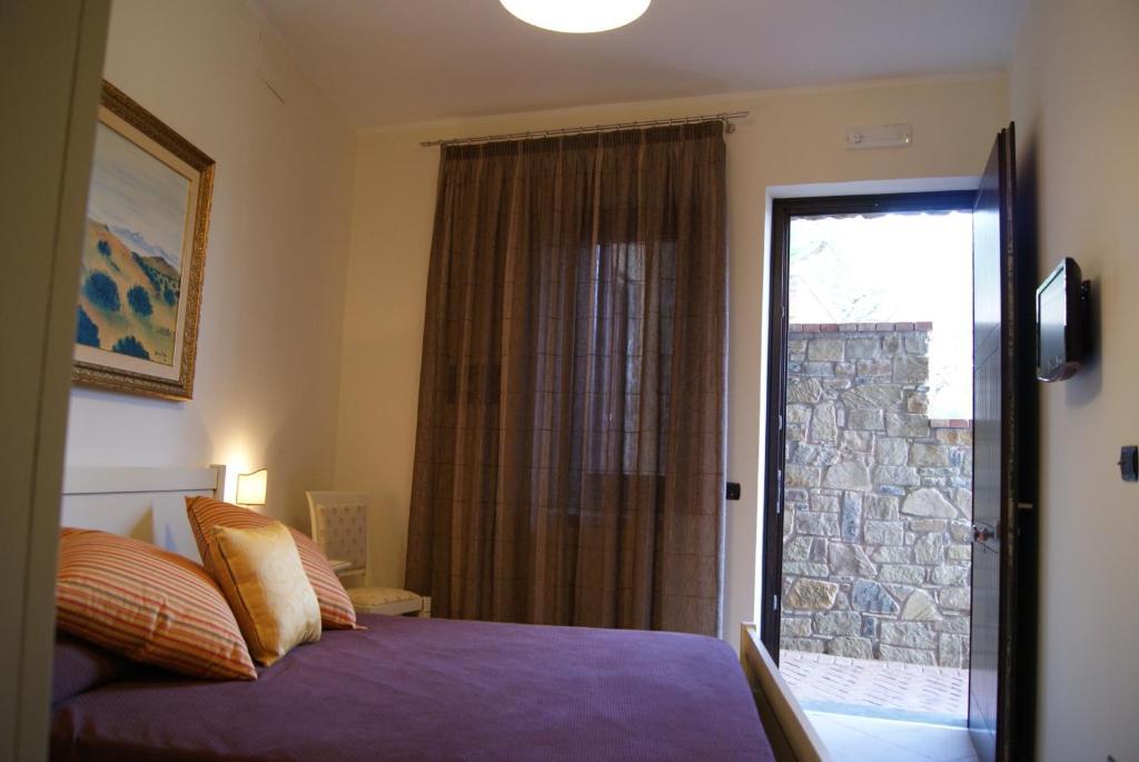 Casale Degli Ulivi Prestige Bed and Breakfast Altavilla Silentina Rum bild