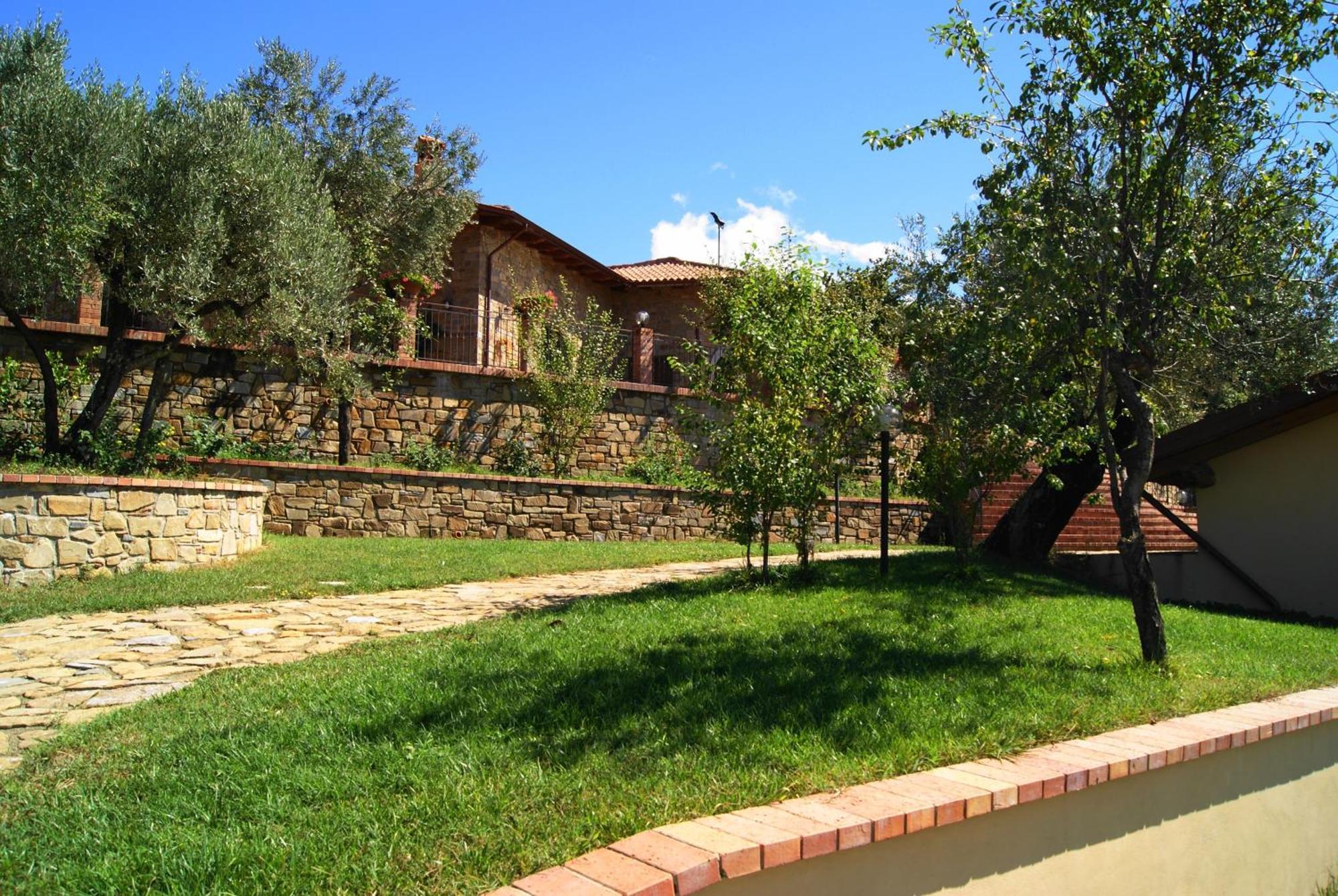 Casale Degli Ulivi Prestige Bed and Breakfast Altavilla Silentina Exteriör bild